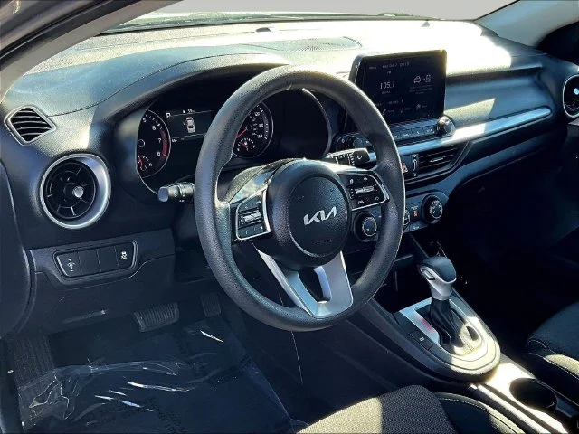 Used 2023 Gray Kia LXS image 16