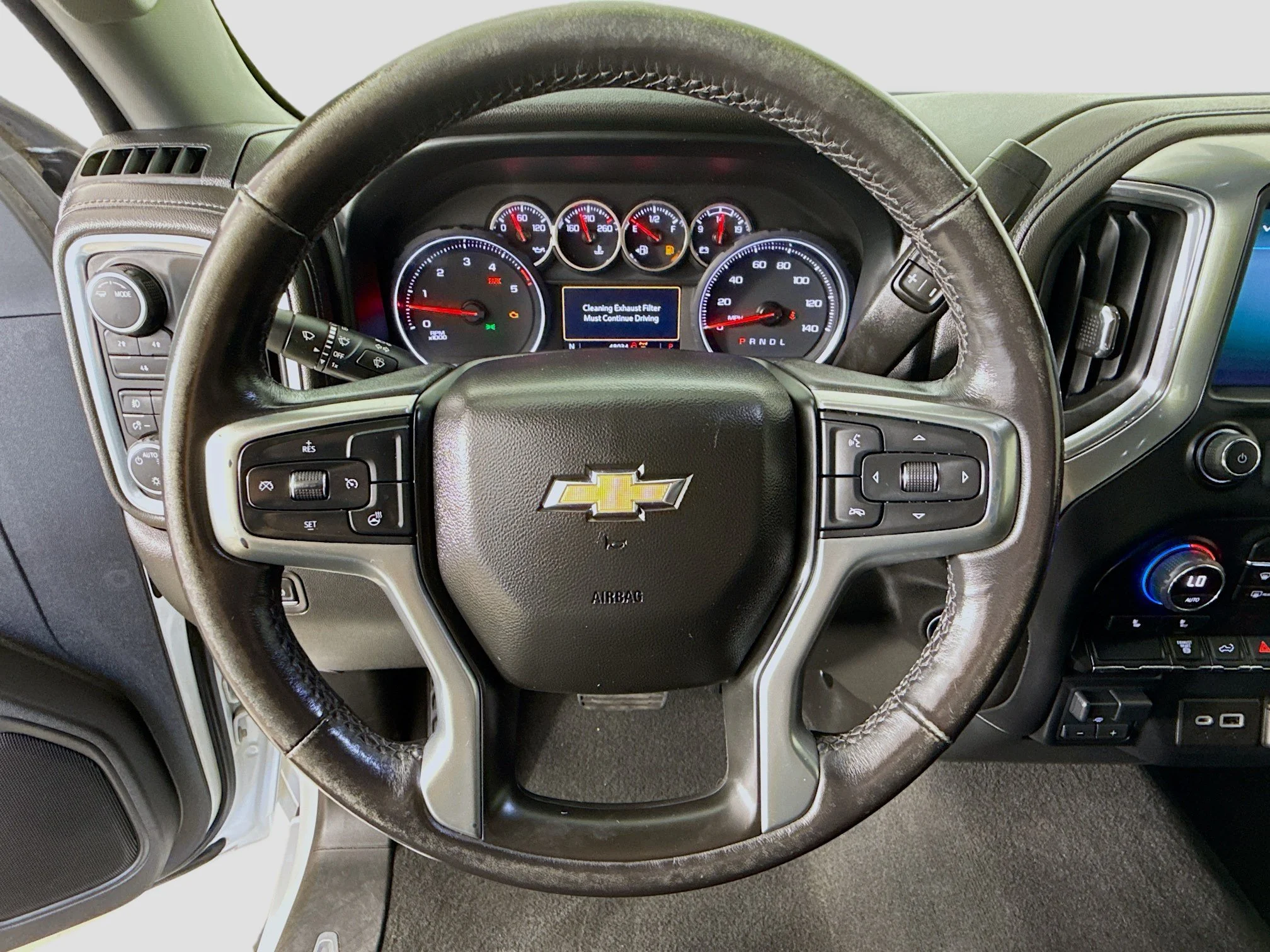 Used 2022 Summit White Chevrolet LT image 13