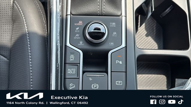 New 2026 Ebony Black Kia EX image 20