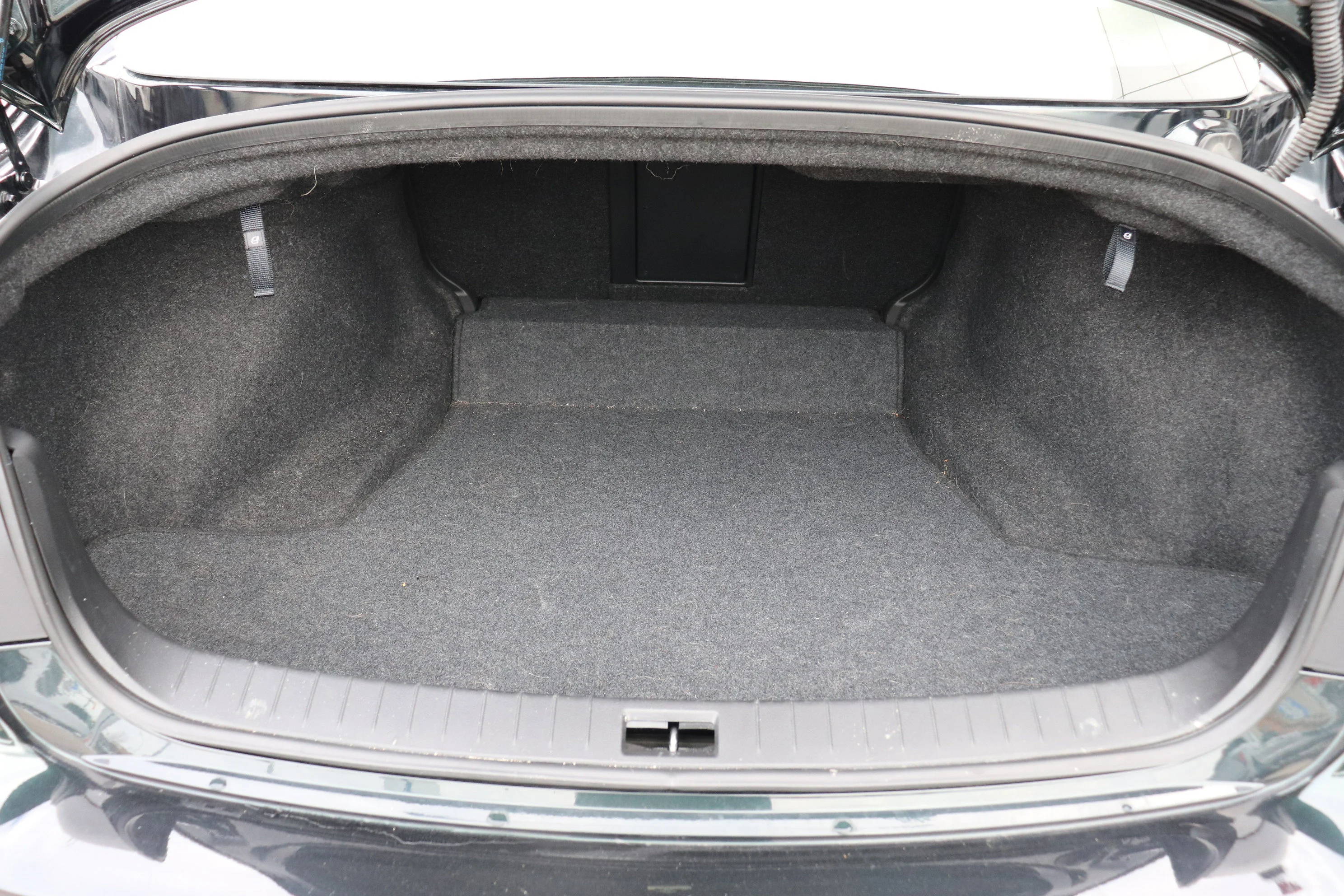Used 2023  INFINITI Red Sport I-LINE image 8