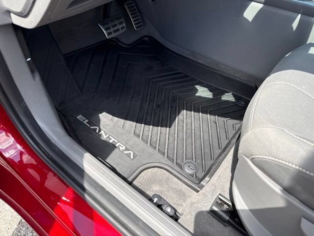 2025 Hyundai Elantra SEL - Photo 26
