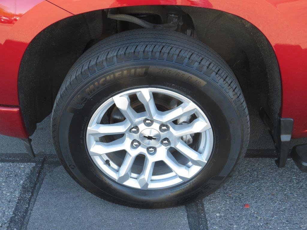 Used 2022 Cherry Red Chevrolet RST image 15