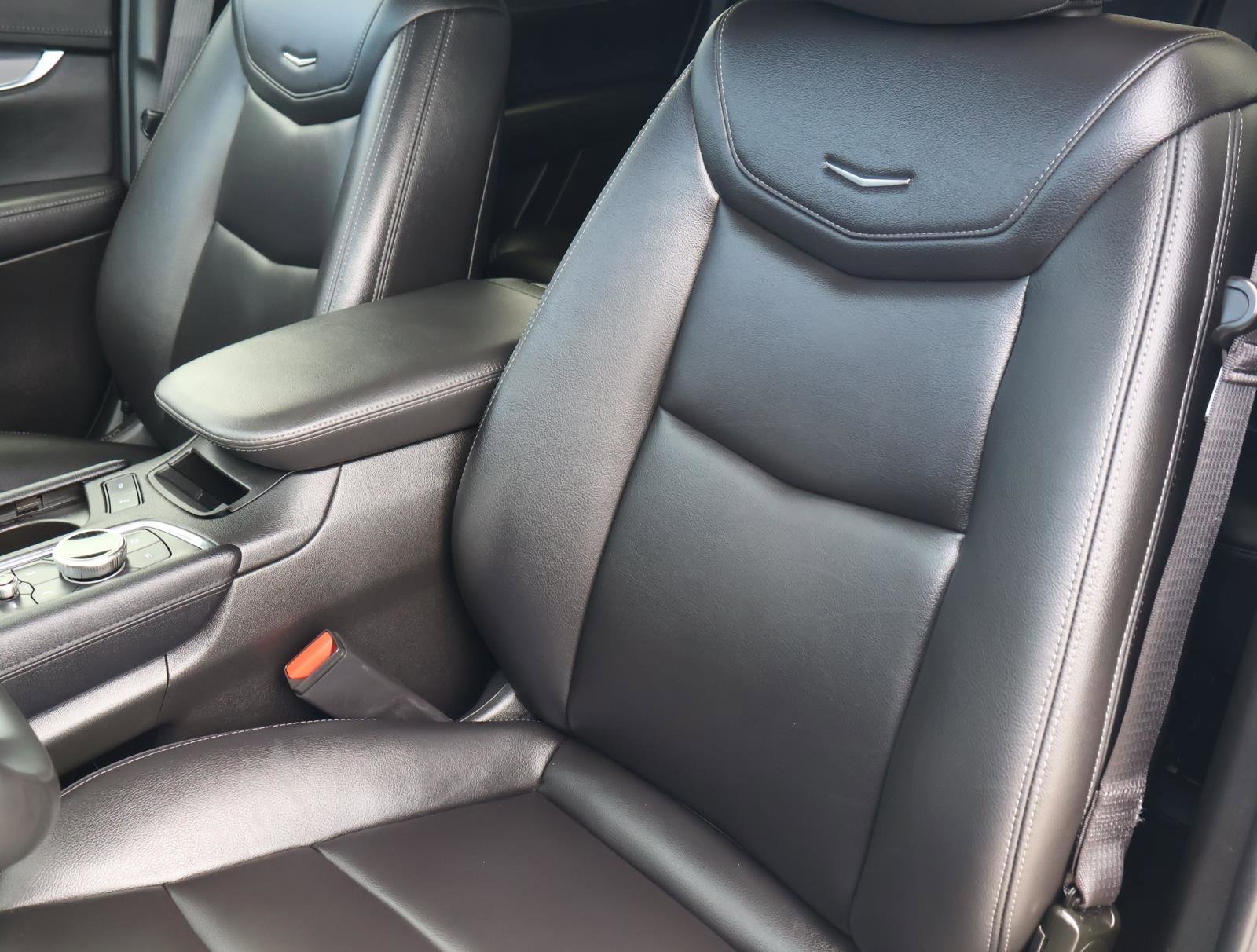 2024 Cadillac XT5 Luxury - Photo 11