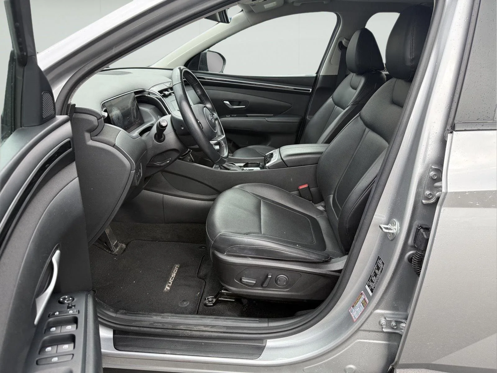 Used 2023 Shimmering Silver Hyundai SEL image 9