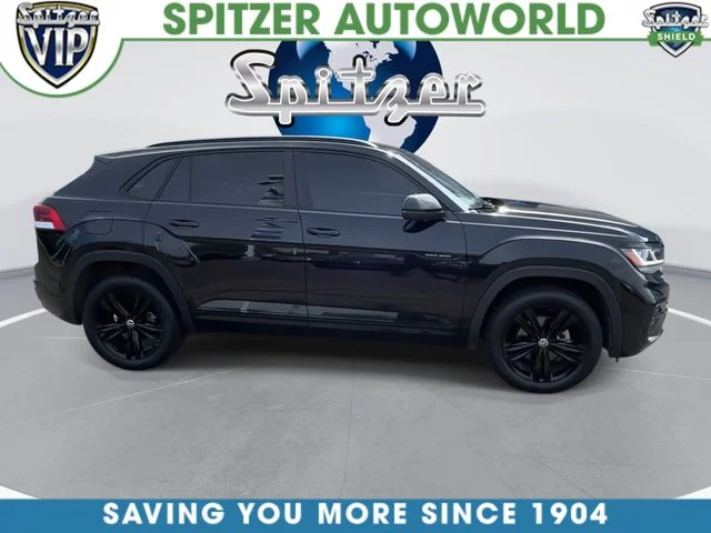 Used 2023 Black Volkswagen 2.0T SEL R-Line image 10