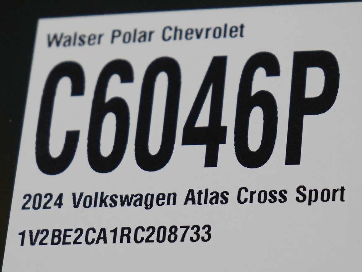 Used 2024  Volkswagen 2.0T SEL image 29