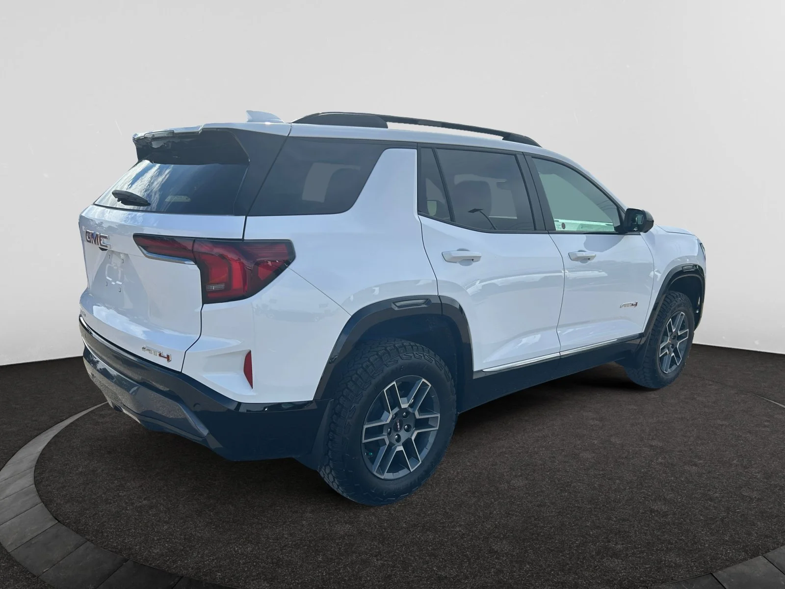 New 2027 Summit White GMC AWD AT4 image 5