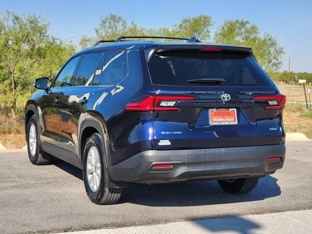 Used 2025 Blueprint Toyota XLE image 5