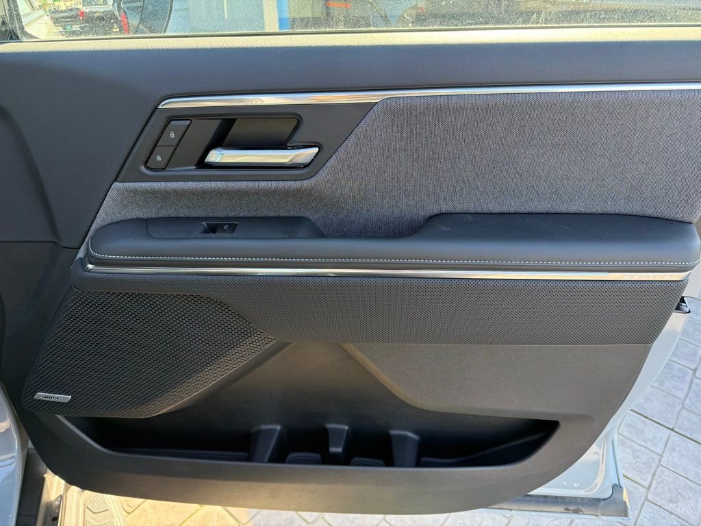 2026 GMC Sierra EV Elevation - Photo 12