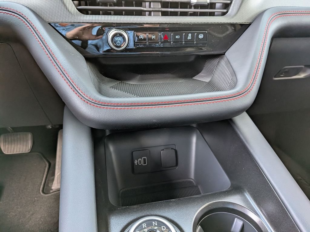 New 2026 Star White Metallic Tri-Coat Ford ST image 35