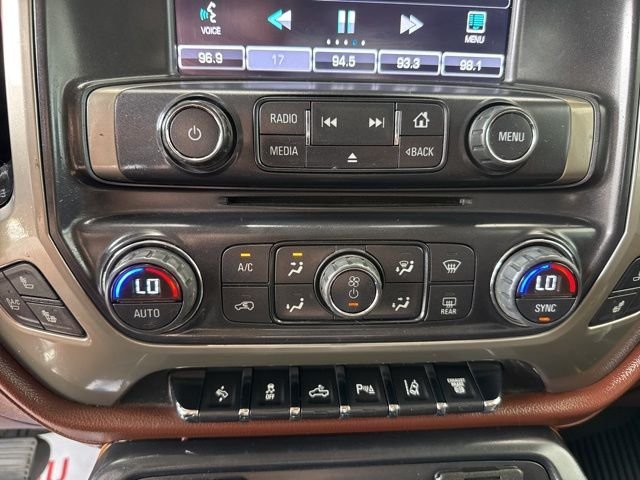 2015 Chevrolet Silverado 3500HD High Country - Photo 24