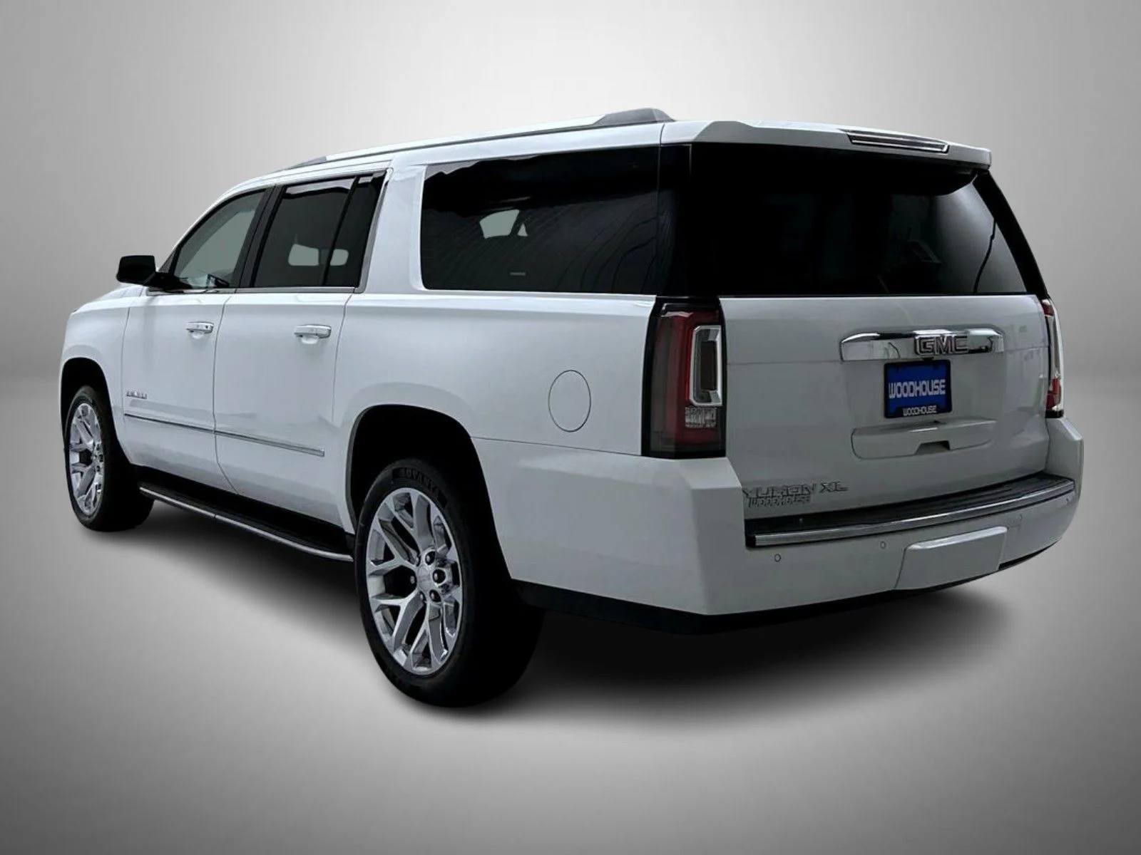 Used 2019 White GMC Denali image 7
