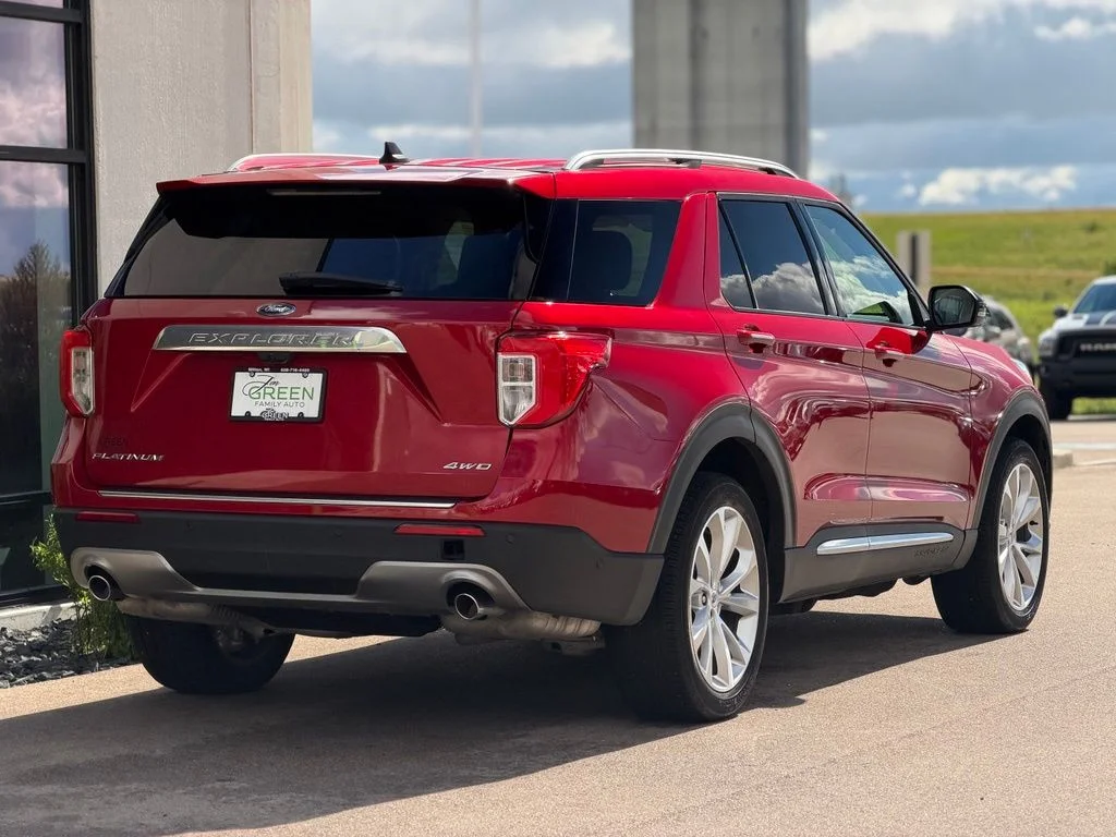 Used 2023 Red Ford Platinum image 5