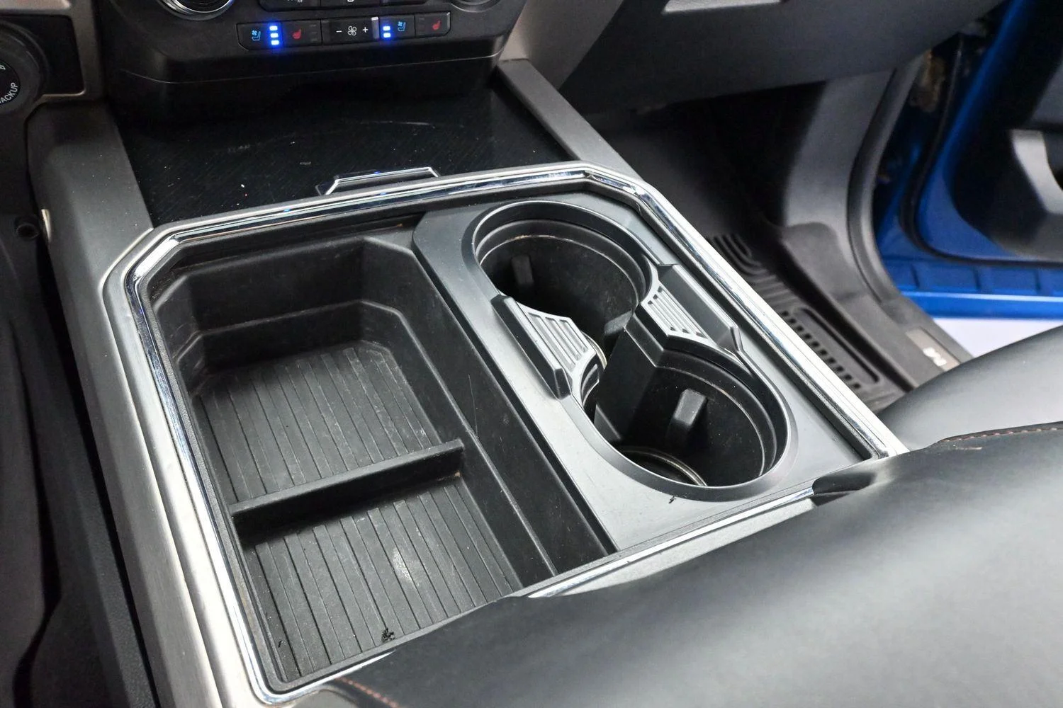 Used 2021 Velocity Blue Ford Platinum image 18