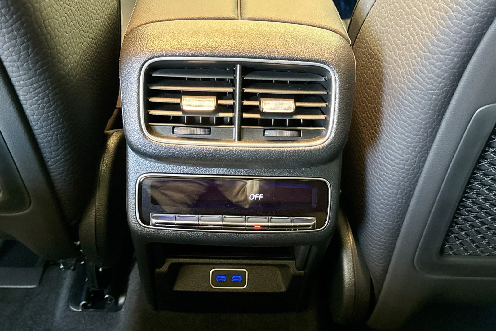 New 2026 MANUFAKTUR Alpine Grey Mercedes-Benz GLS 450 image 23
