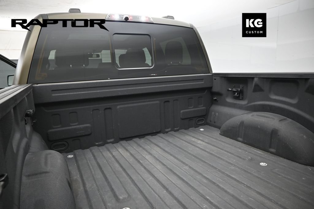 Used 2024 Green Ford Raptor image 23