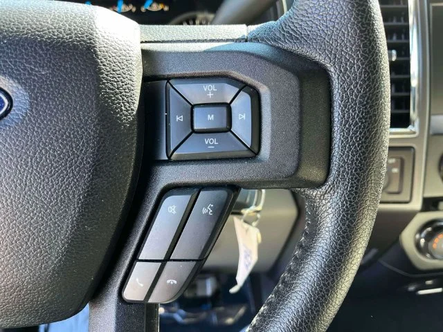 Used 2015 Blue Ford XLT image 29
