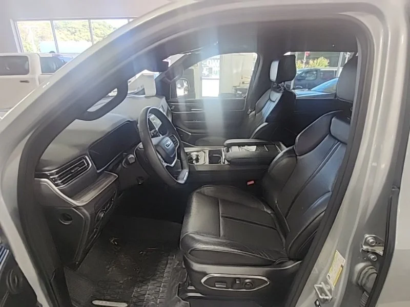 Used 2024 Silver Jeep Series II image 9