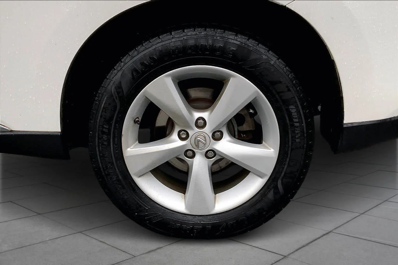 Used 2015 Starfire Pearl Lexus  image 10