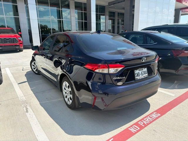 Used 2023  Toyota LE image 4