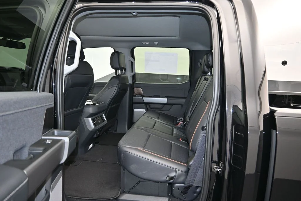 New 2026 Agate Black Metallic Ford F-250® Lariat® image 13
