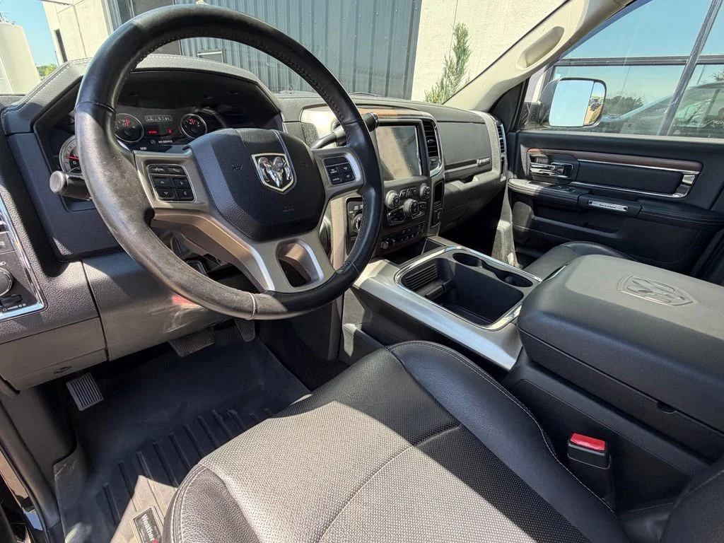 Used 2017 Black Ram Laramie image 7