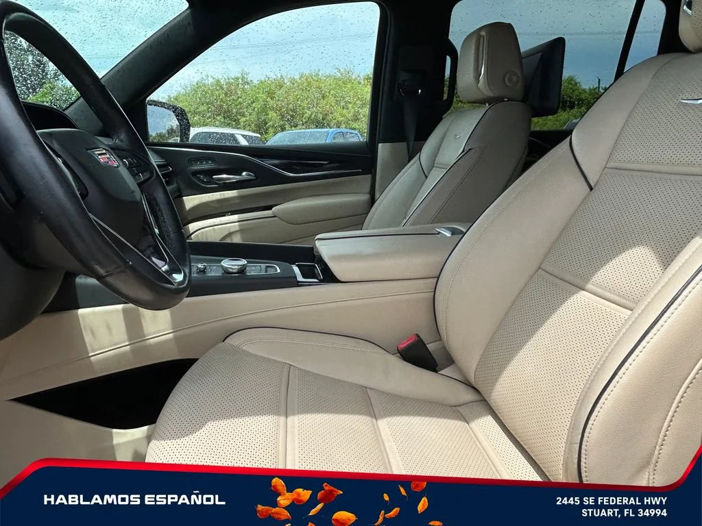 Used 2021 DARK MOON BLUE METALLIC Cadillac Premium Luxury image 10