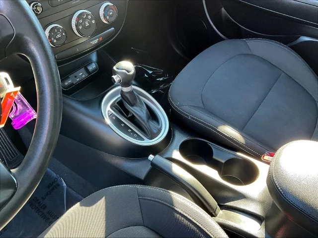 Used 2019 Gray Kia Base image 20
