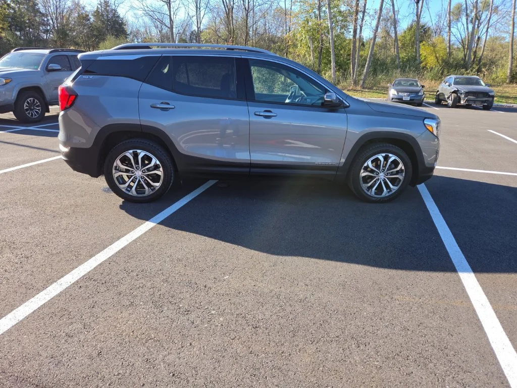 Used 2020 Gray GMC SLT image 5