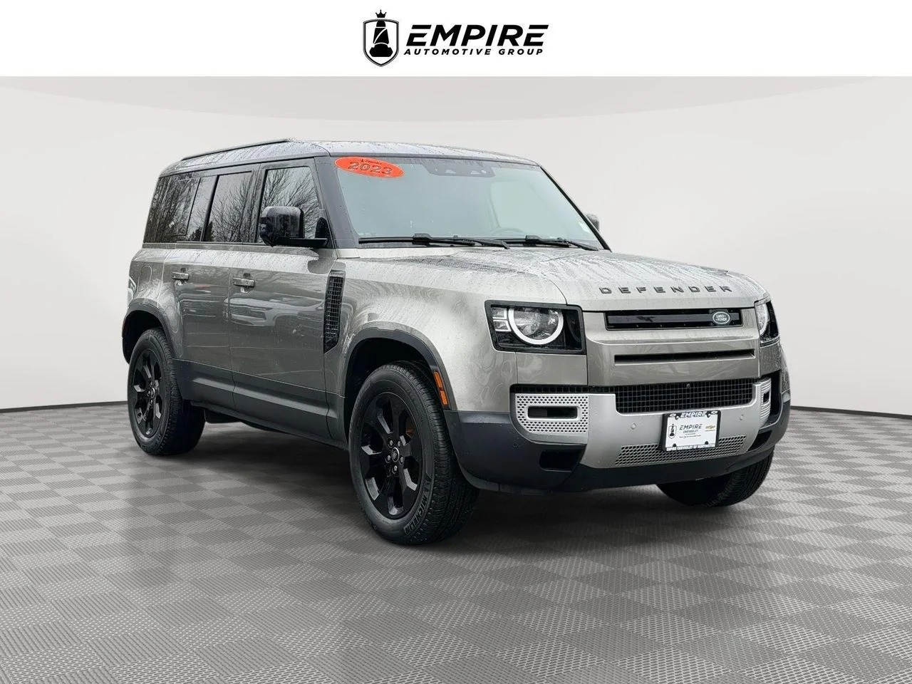 2023 Land Rover Defender S's photo
