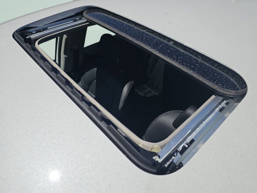 New 2027 Platinum White Pearl Honda EX-L image 8