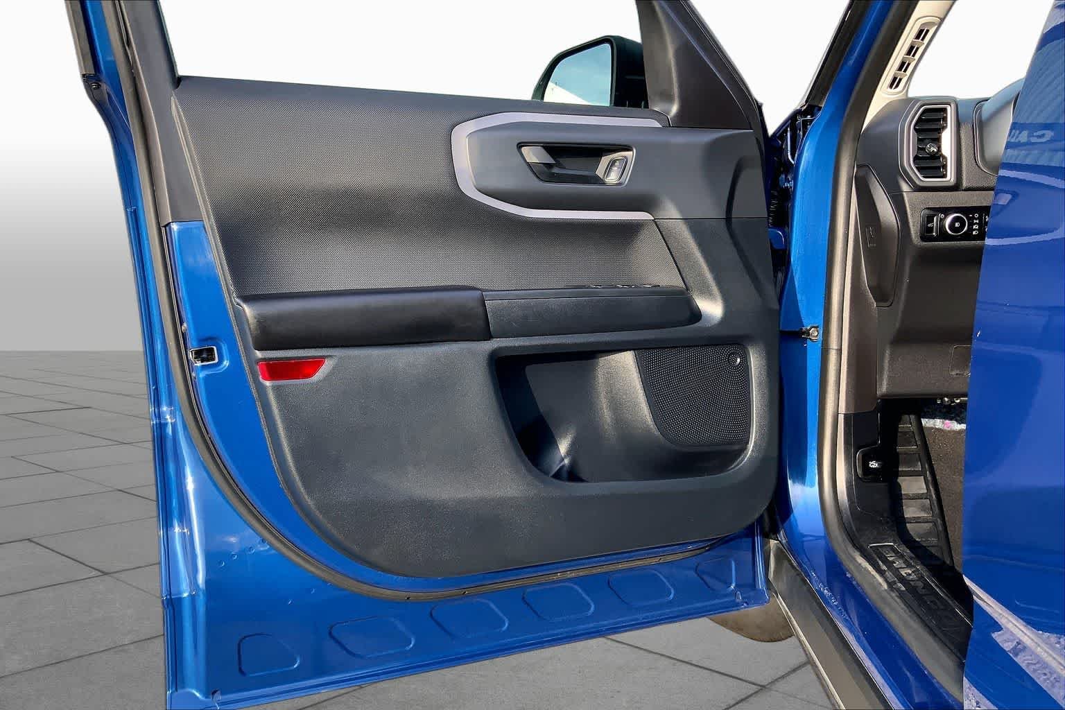 Used 2024 Atlas Blue Ford Big Bend image 21