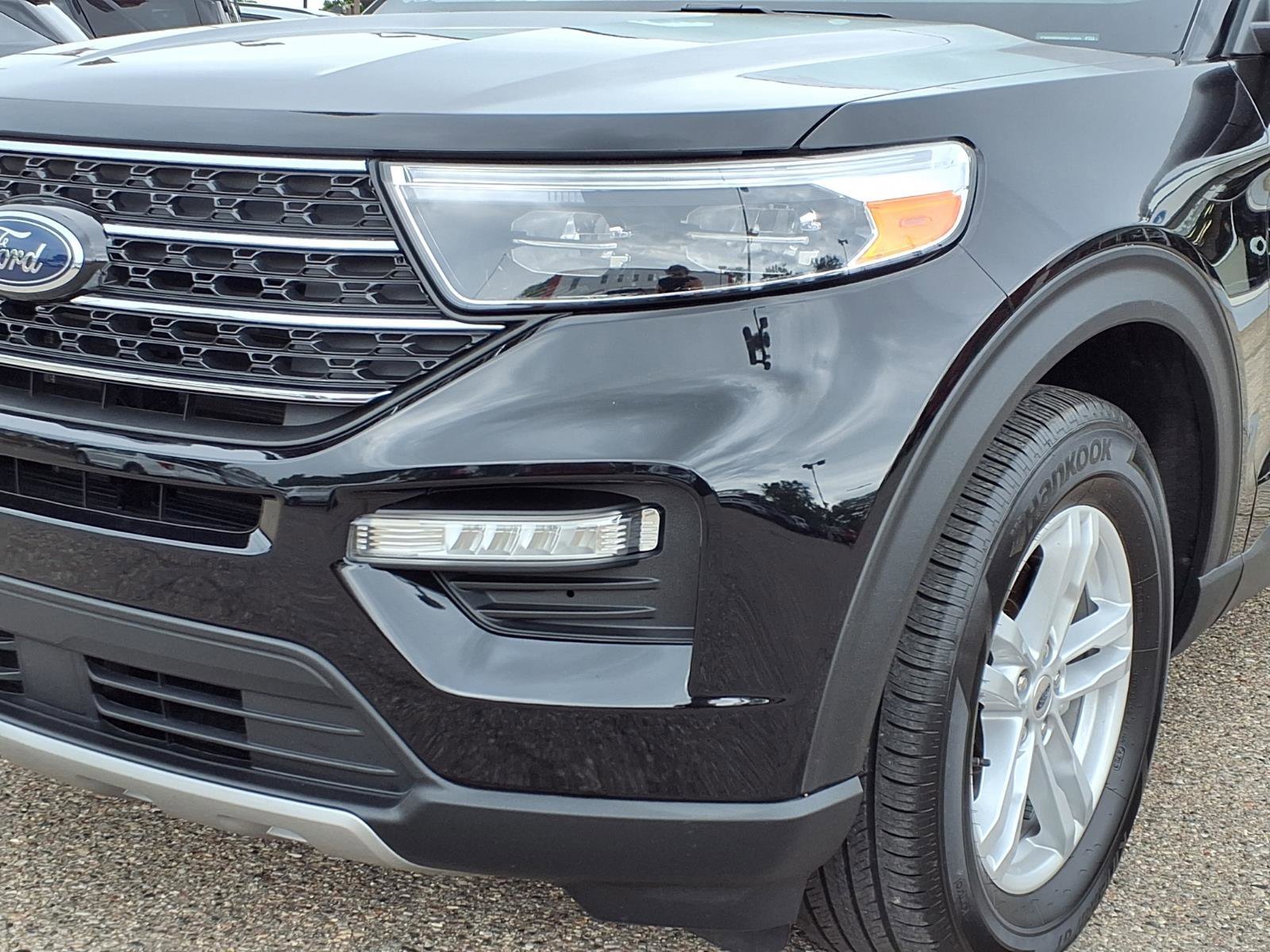 Certified Used 2024 Agate Black Metallic Ford XLT image 27