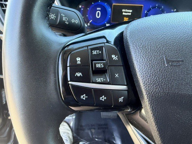Used 2022 Black Metallic Ford SEL image 13