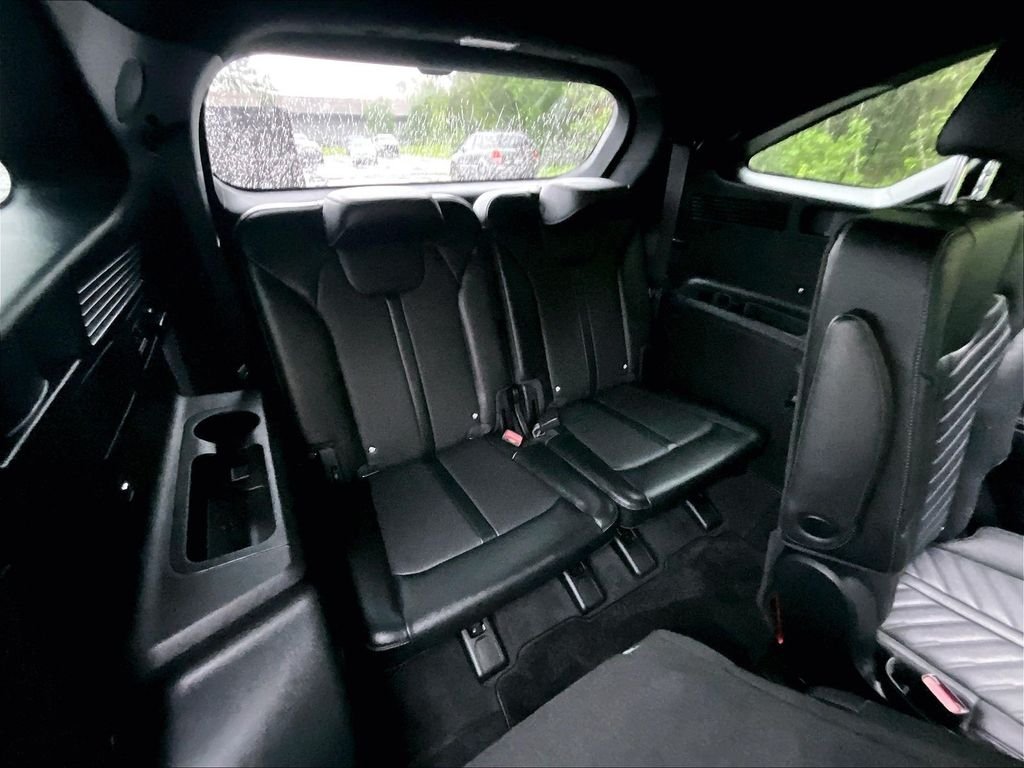 Used 2024 Gravity Gray Kia X-Line SX Prestige image 17