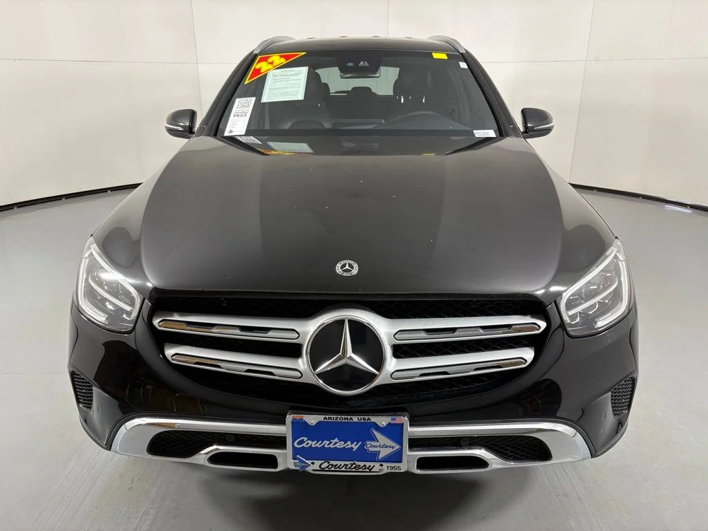 Used 2022 Black Mercedes-Benz GLC 300 image 3