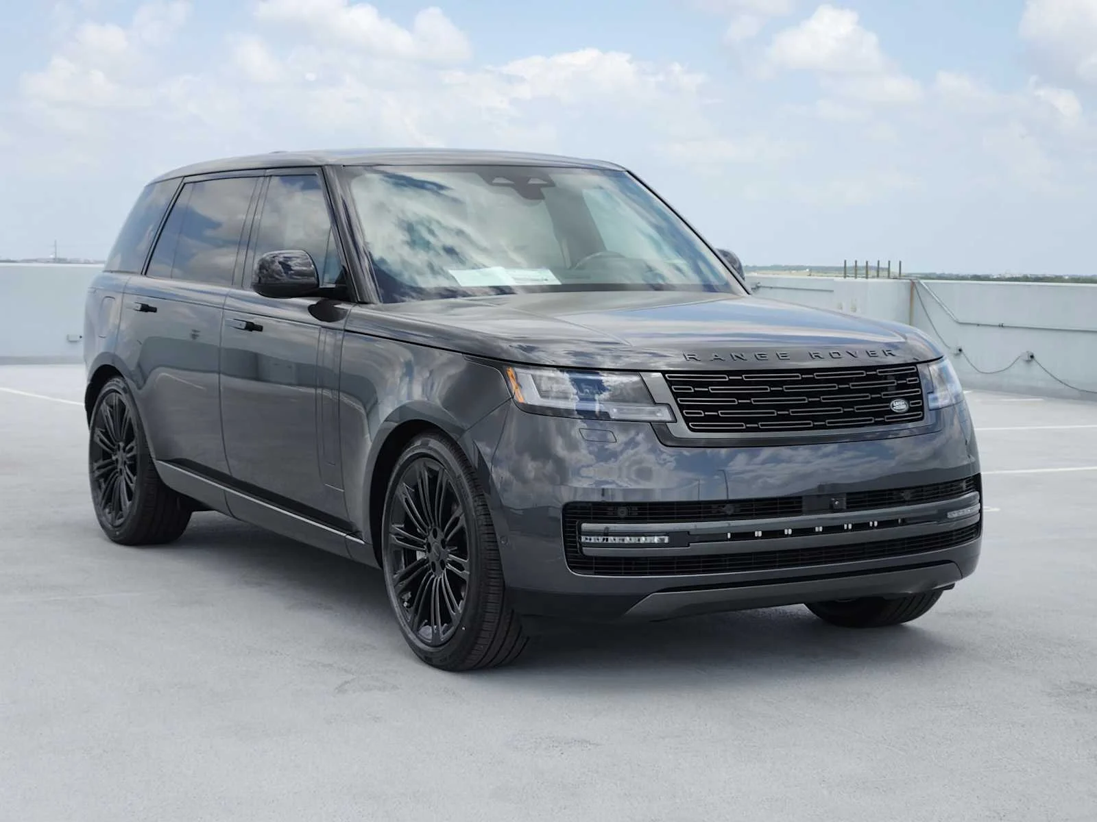 New 2026 Carpathian Grey LAND ROVER SE LWB 7-Seats / V8 image 3