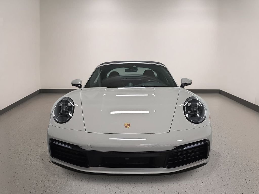 Used 2021  Porsche Targa 4S image 9