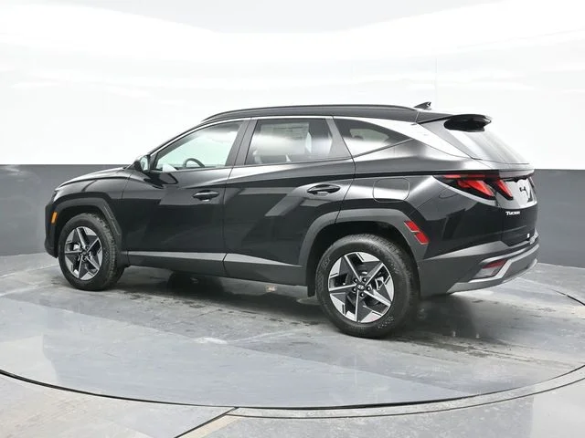 New 2026 Black Hyundai SEL image 3