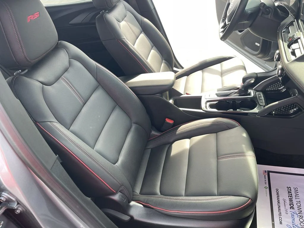 Used 2025 Gray Chevrolet RS image 26