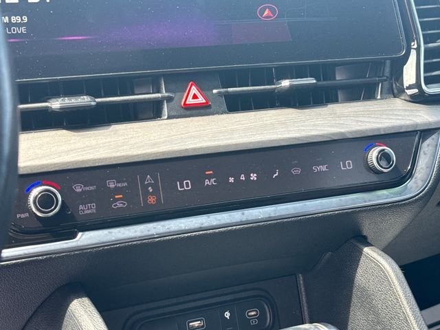 Used 2023 Green Kia X-Pro image 19