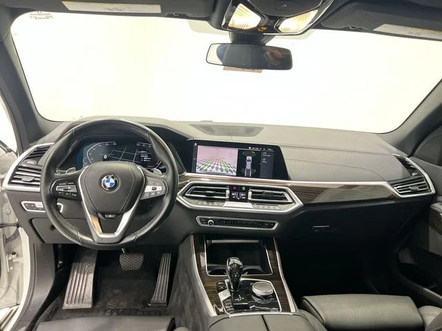 Certified Used 2021 White BMW xDrive40i image 19