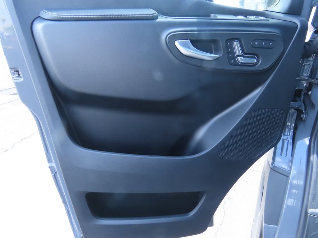 New 2026  Mercedes-Benz Passenger 144 WB image 22