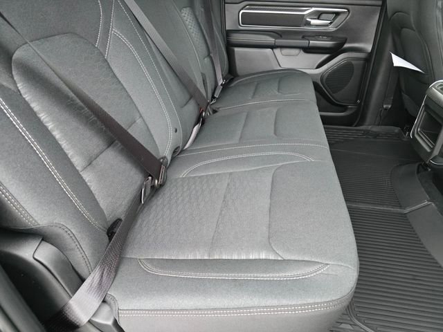 New 2026 Diamond Black Crystal Pearl-Coat Exterior Paint RAM Big Horn/Lone Star image 38