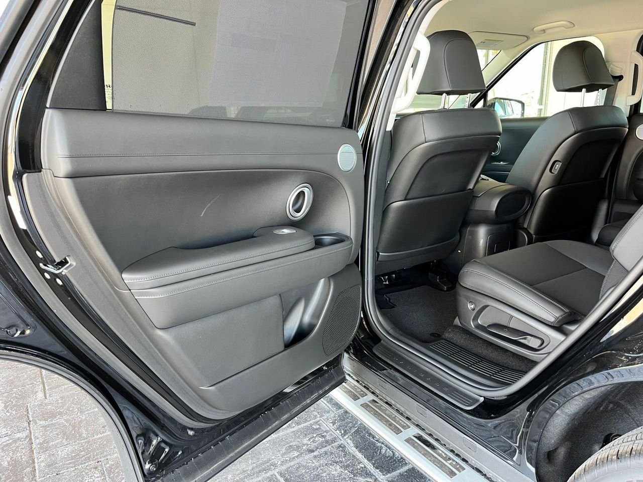 New 2026 Black Hyundai SEL 7P image 17