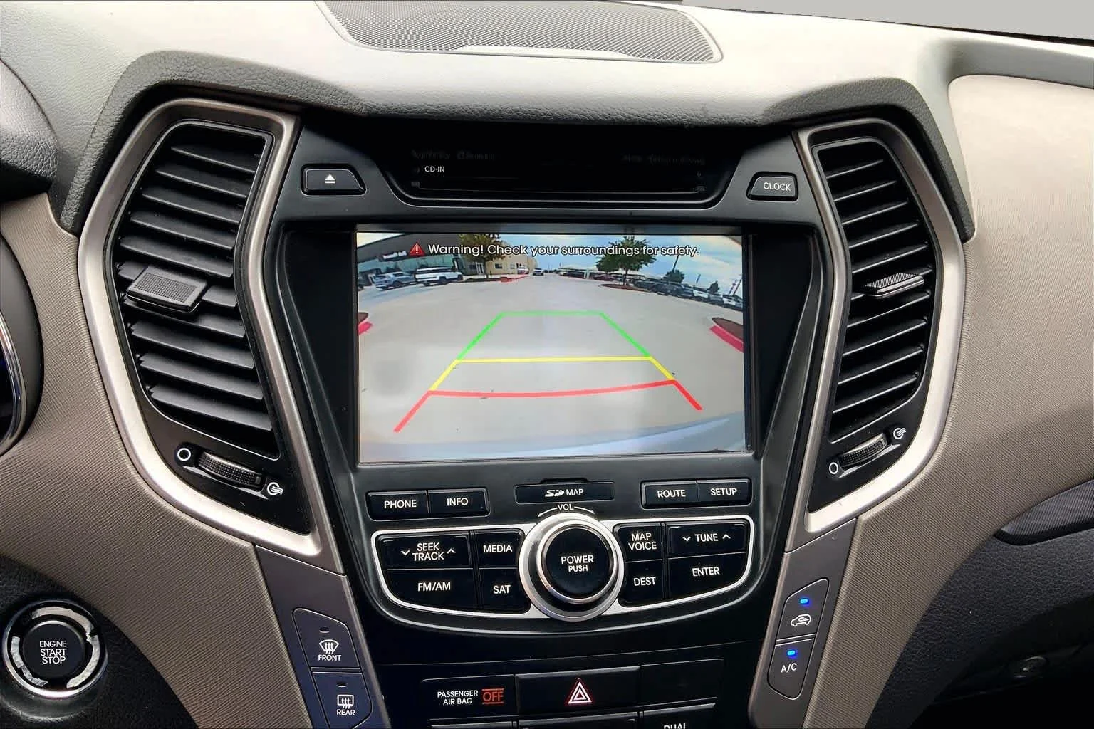 Used 2016 Sparkling Silver Hyundai  image 29