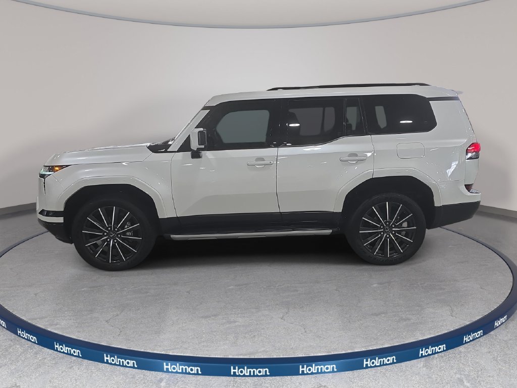 Used 2025 White Pearl Lexus 550 Premium+ image 8