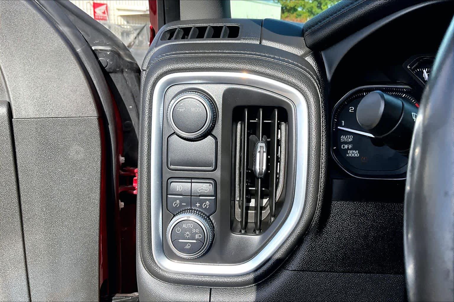 Used 2020 RED QUARTZ TINTCOAT GMC SLT image 35