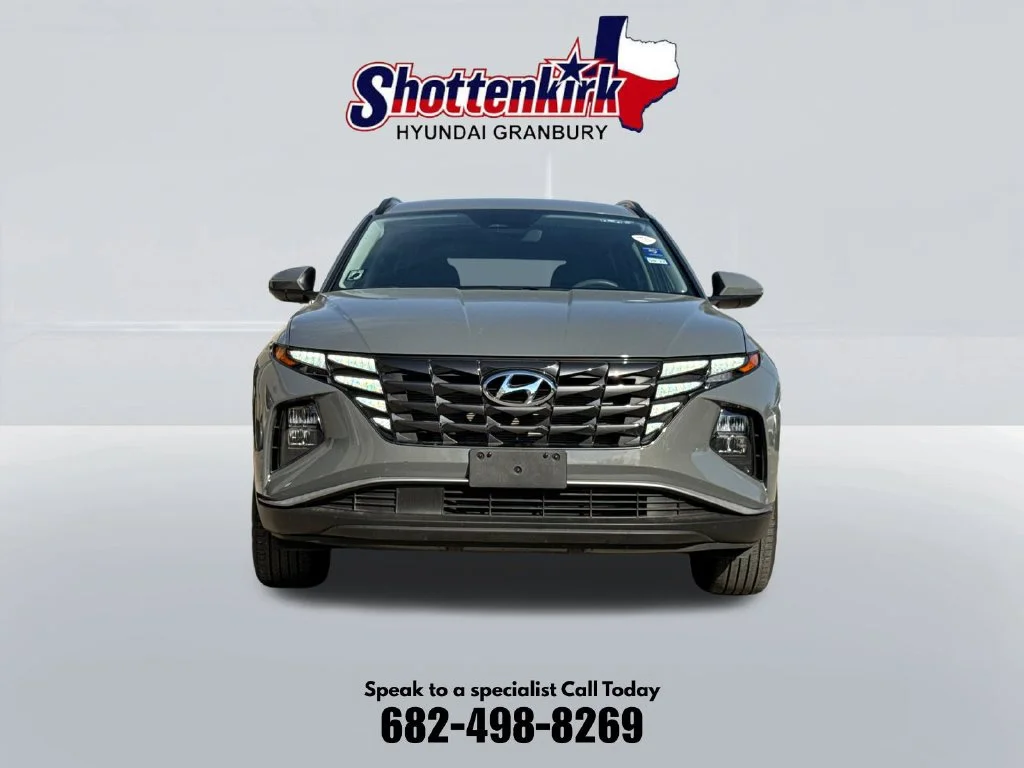 Used 2024 Hampton Gray Hyundai SEL image 2