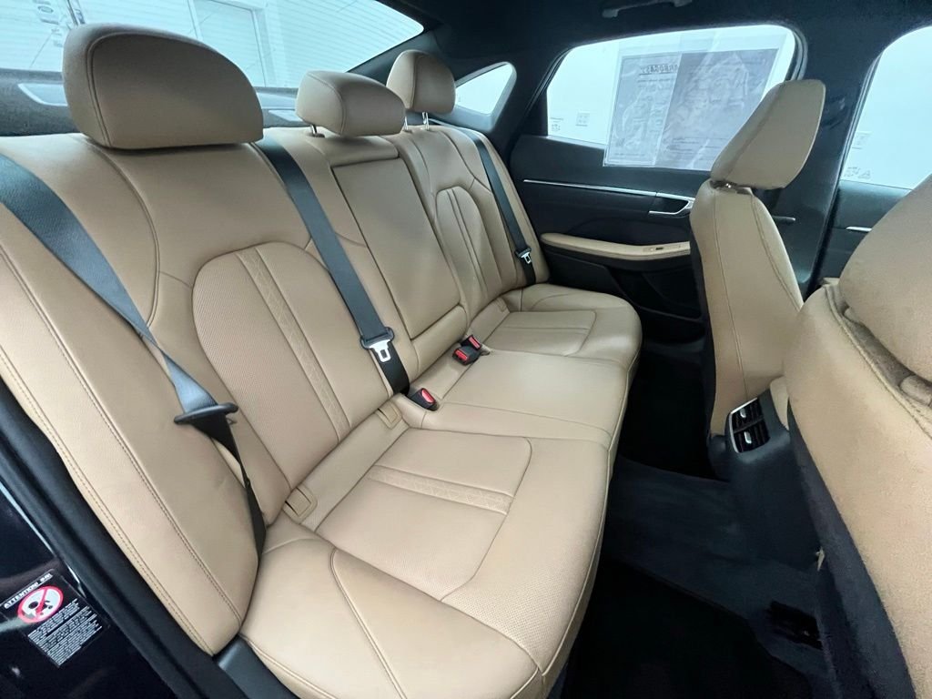 Used 2023 Carbon Blue Hyundai Limited image 36